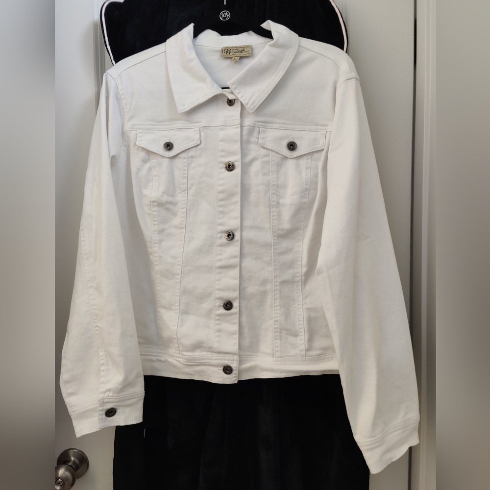 DG2 by Diane Gilman Stretch Perfect Twill Denim Jacket White XL